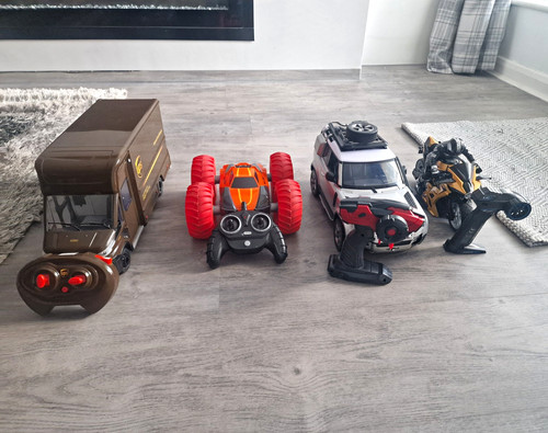Cars landrover defender - rc, ups